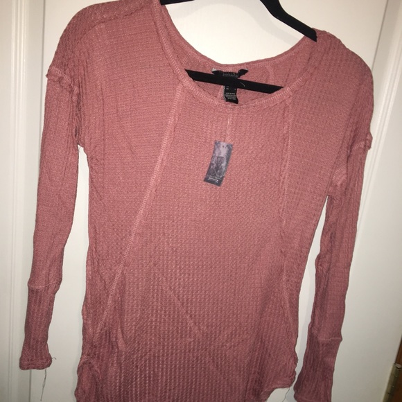 pink sweater! - Picture 2 of 4